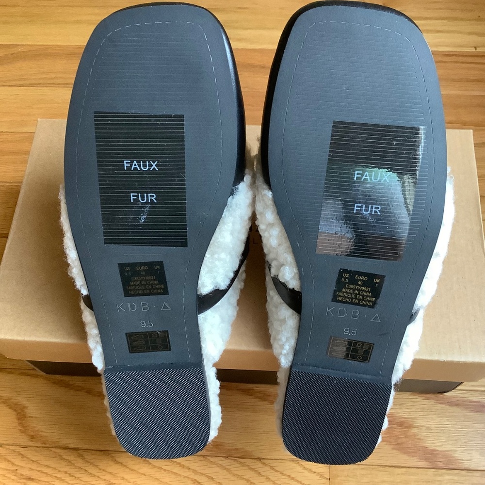 Kelsi Dagger Chunky Chain Faux Shearling Leather Slip-On Mule  Black SZ 9.5 - Picture 12 of 14